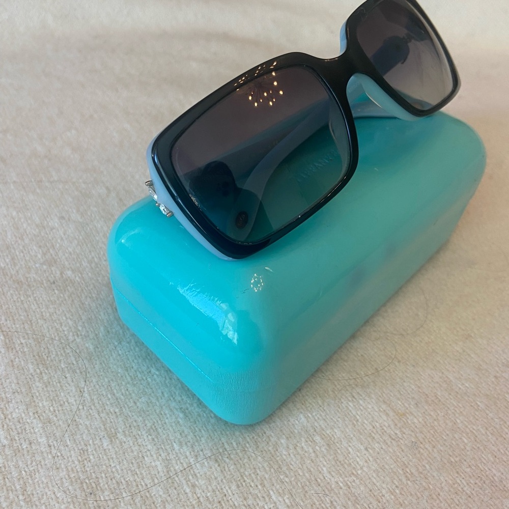 Tiffany & Co. Black Sunglasses with Turquoise Case
